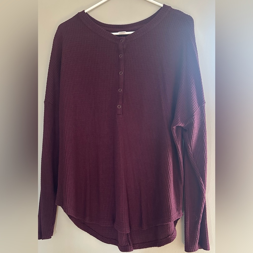 Women's Burgundy Long Sleeve Top